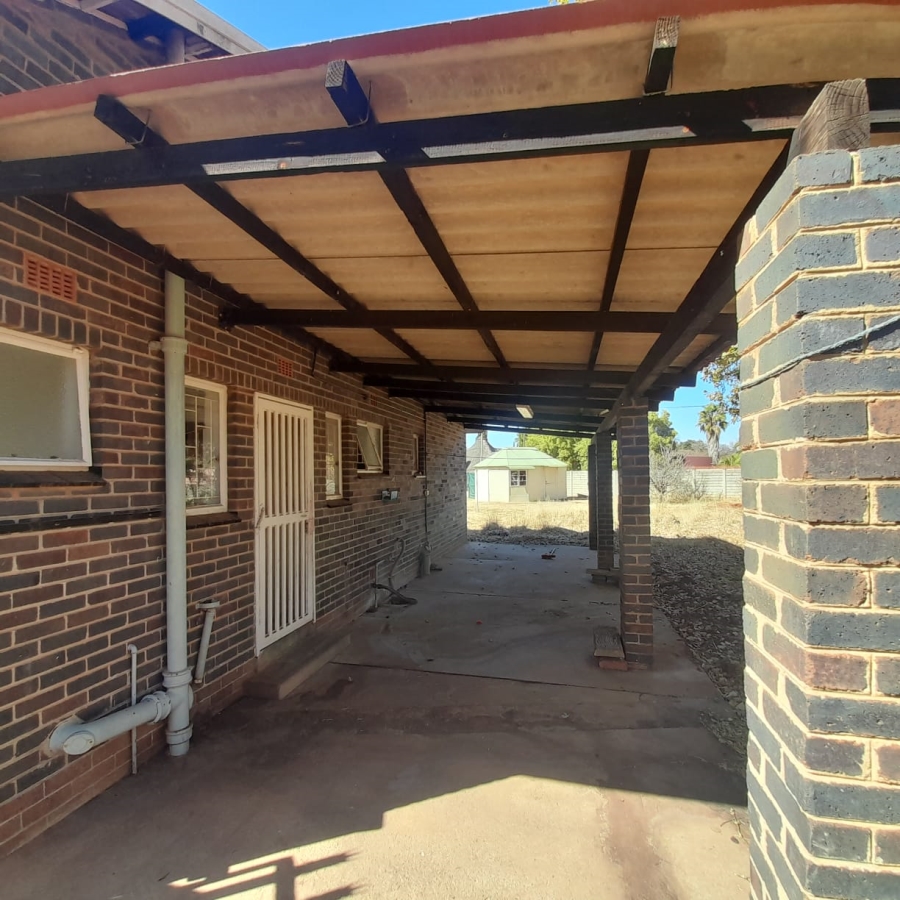 3 Bedroom Property for Sale in Stilfontein Ext 4 North West